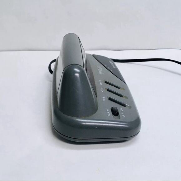 VINTAGE SPARTUS SNOOZER ALARM CLOCK - Picture 4 of 8